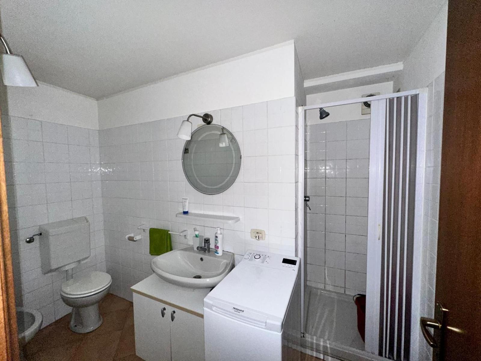 Ferienwohnung Brevi Periodi Reggio nell'Emilia Exterior foto
